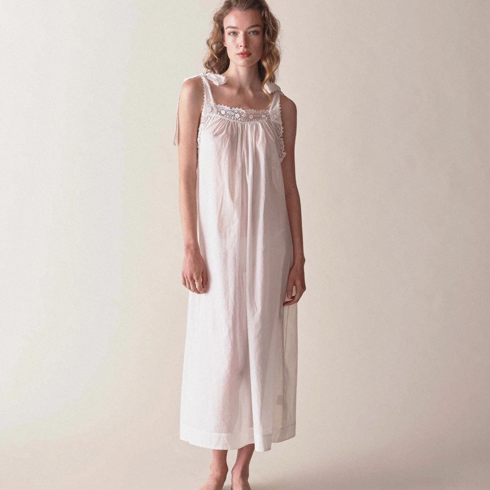 Doen White Chemise with Delicate Detailing